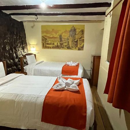 Hotel Hostal Andenes De Alabado Cuzco Exterior foto